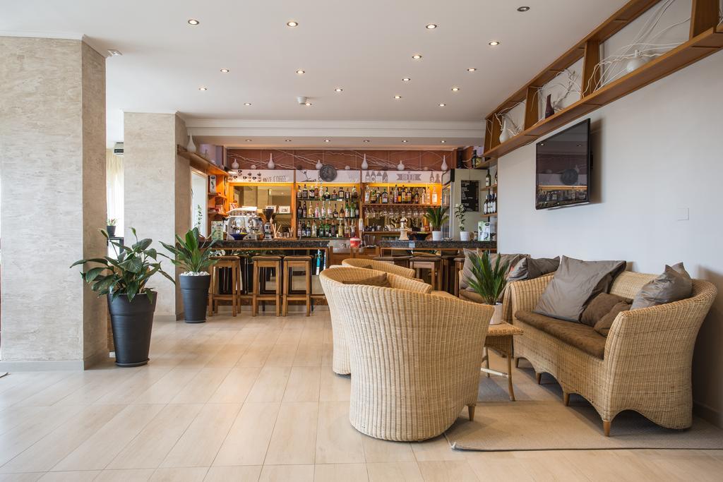 Hotel Byron ميلانو ماريتيما المظهر الخارجي الصورة