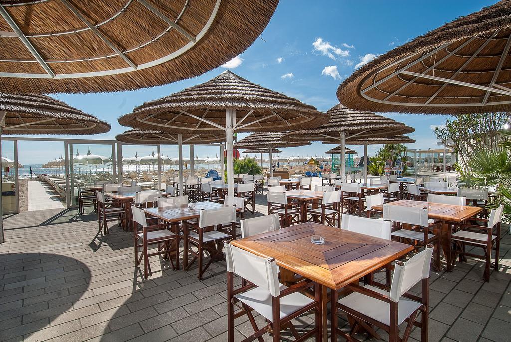 Hotel Byron ميلانو ماريتيما المظهر الخارجي الصورة