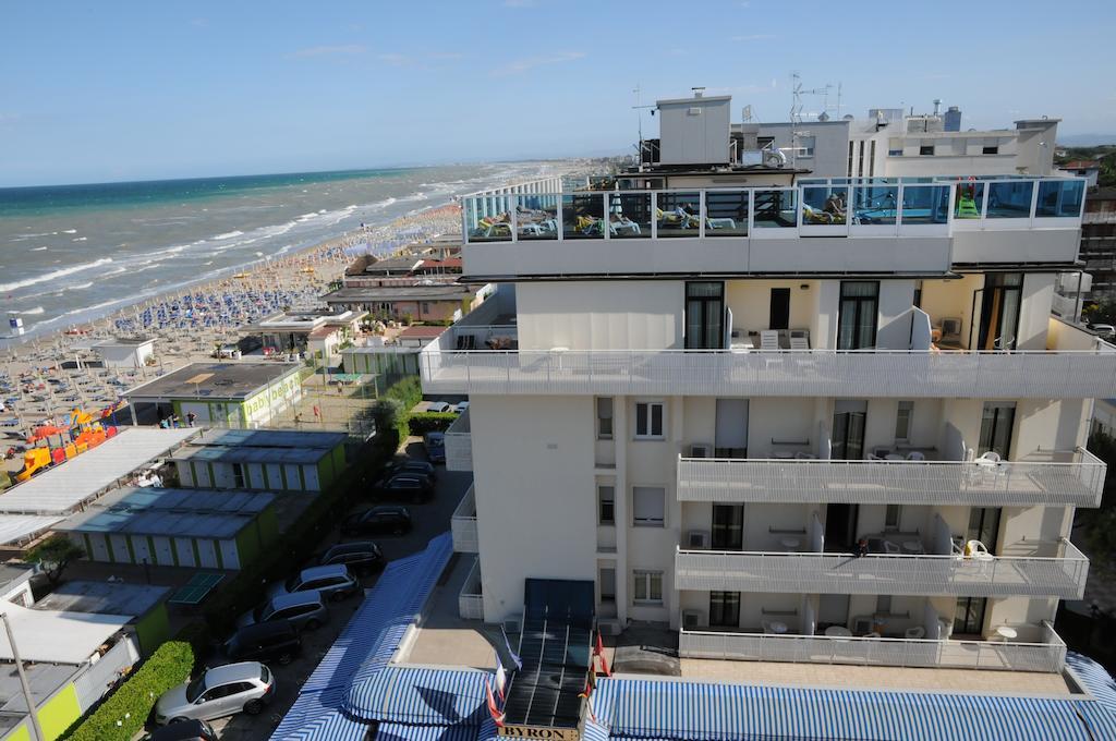 Hotel Byron ميلانو ماريتيما المظهر الخارجي الصورة