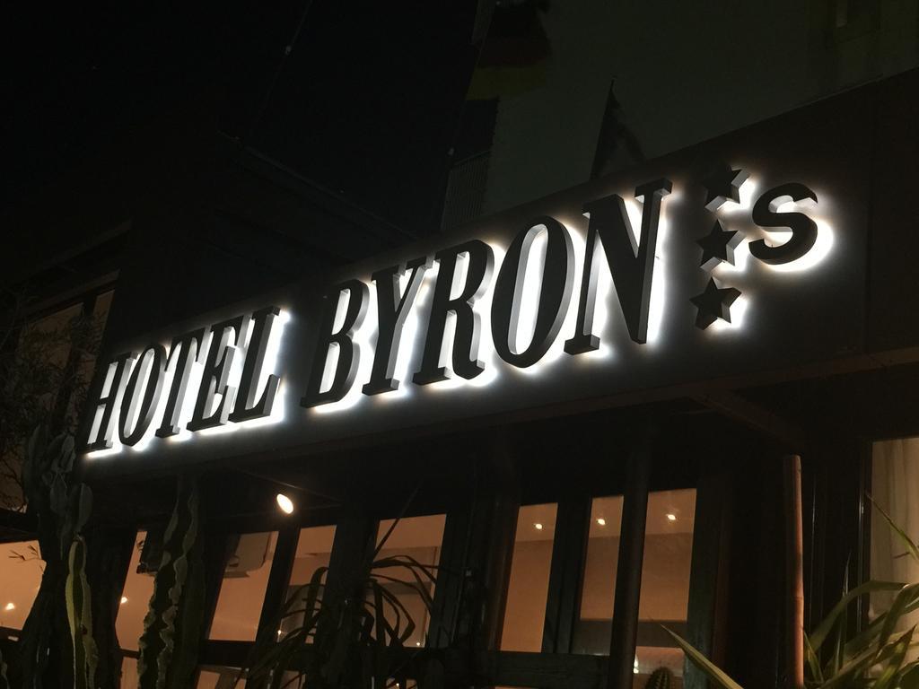 Hotel Byron ميلانو ماريتيما المظهر الخارجي الصورة